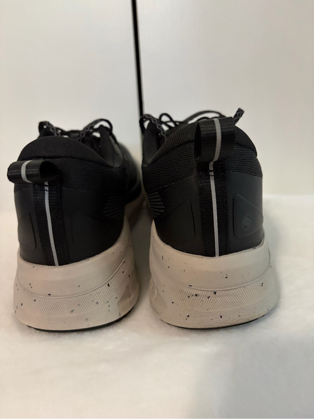 Keen Women’s WK400 II Black/Vapor Walking Sz 11 NEVER WORN Keen.Curve NWOT - Picture 3 of 7